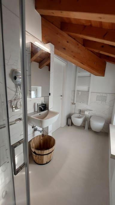 Sui Tetti Di Valeggio - Holiday Apartment Valeggio sul Mincio Buitenkant foto